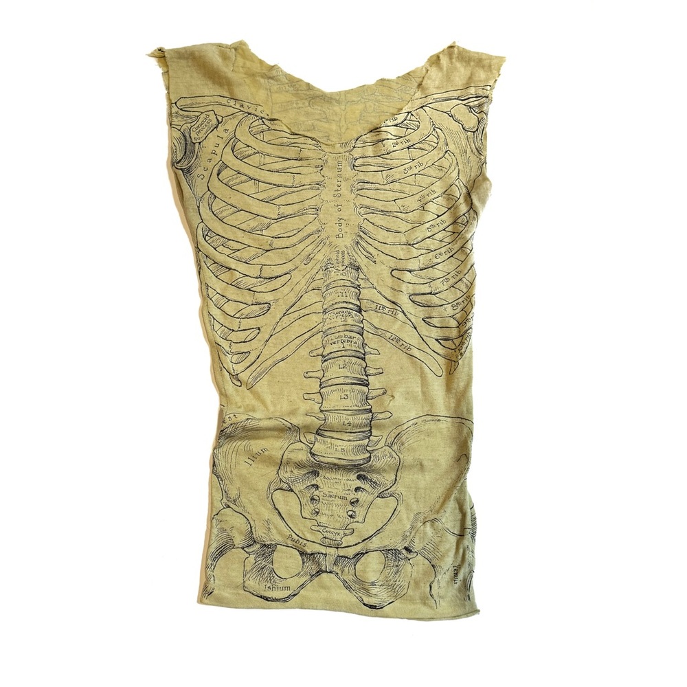 Paper thin vintage skeleton t shirt